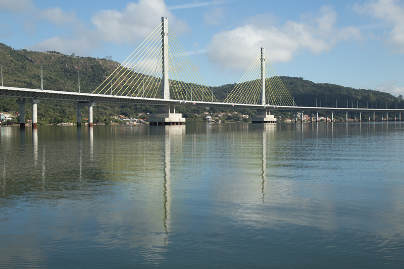 4 - Ponte de Laguna Santa Catarina (RS).jpg